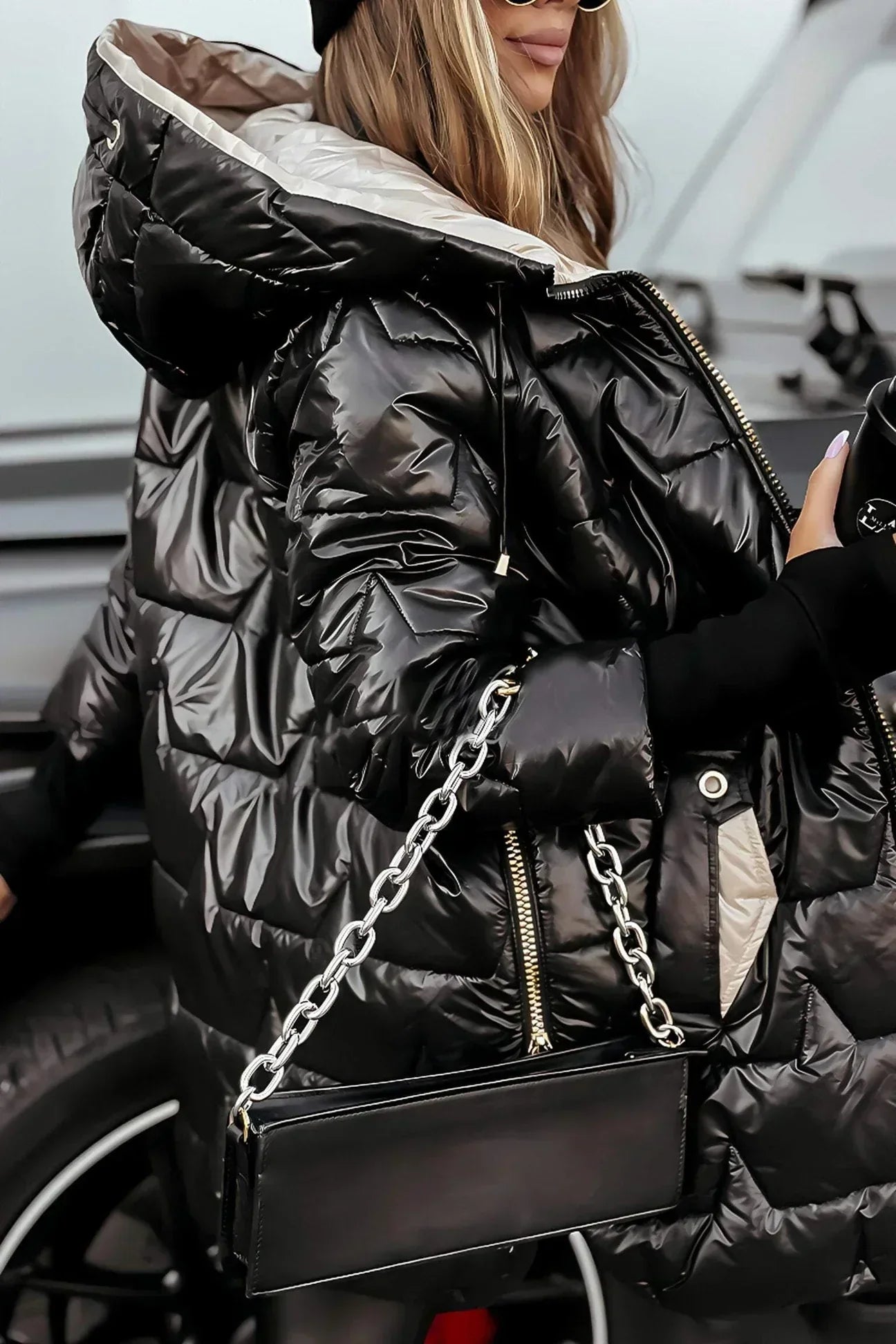 Amelia – Elegante Steppjacke mit Kapuze für Damen