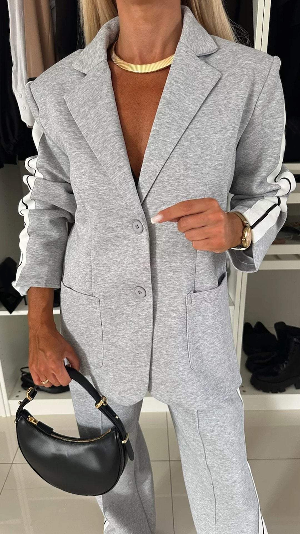 Modisches Damen-Set aus Blazer und Hose mit breiten Streifen - J&B - 3 - Annoboutique