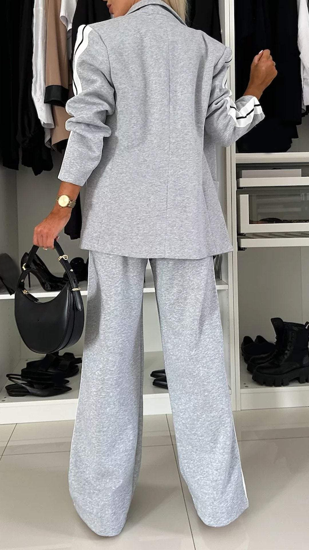 Modisches Damen-Set aus Blazer und Hose mit breiten Streifen - J&B - 4 - Annoboutique
