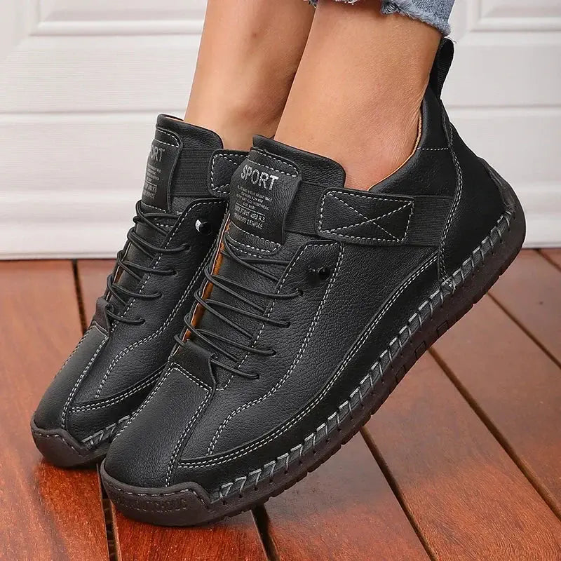 Sophie – Gefütterte Schnürschuhe mit robuster Sohle