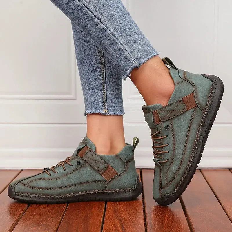 Sophie – Gefütterte Schnürschuhe mit robuster Sohle