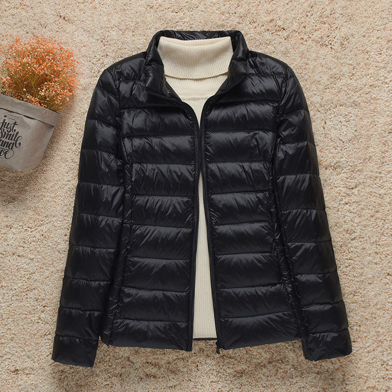 Lara – Leichte Damen Steppjacke mit Kapuze
