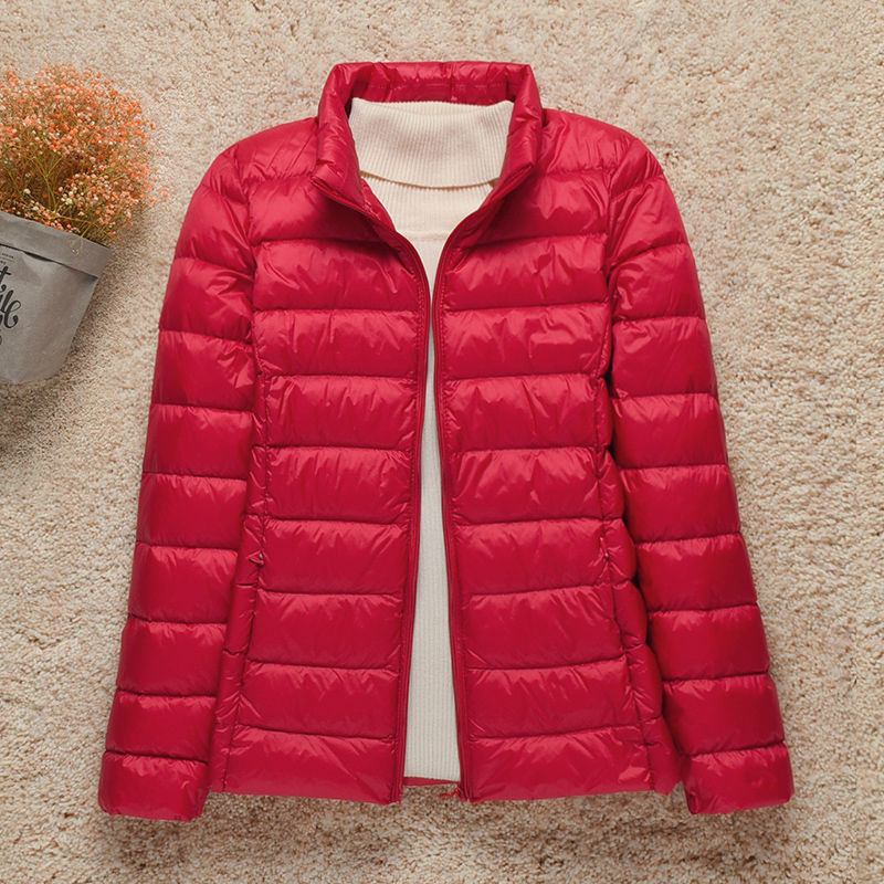 Lara – Leichte Damen Steppjacke mit Kapuze