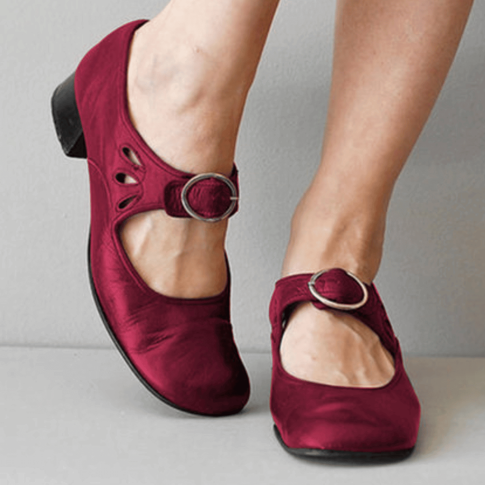 Clara – Ballerinas mit Riemchen und Schnalle