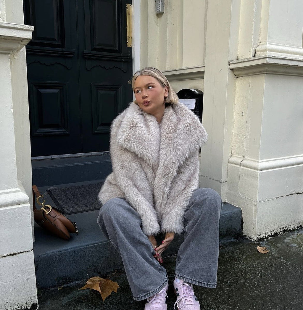Celina – Luxuriöse Kunstpelz Jacke Damen
