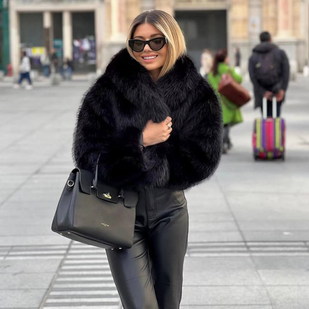 Celina – Luxuriöse Kunstpelz Jacke Damen
