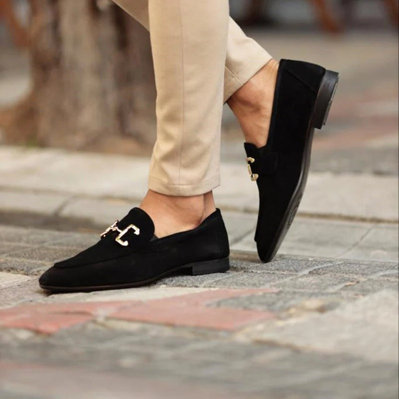 Valentino – Elegante Herren Loafer mit edler Schließe