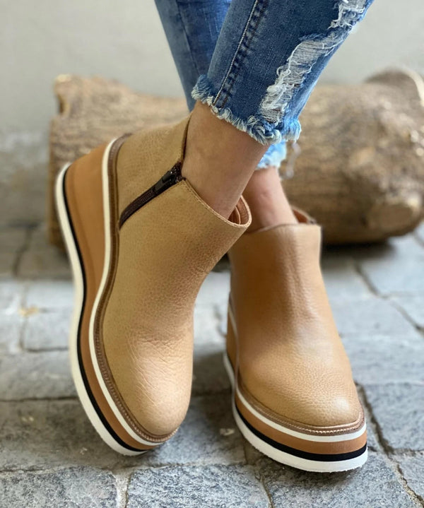 Lucía – Komfortable Damen Stiefelette mit cleanem Schlupfdesign