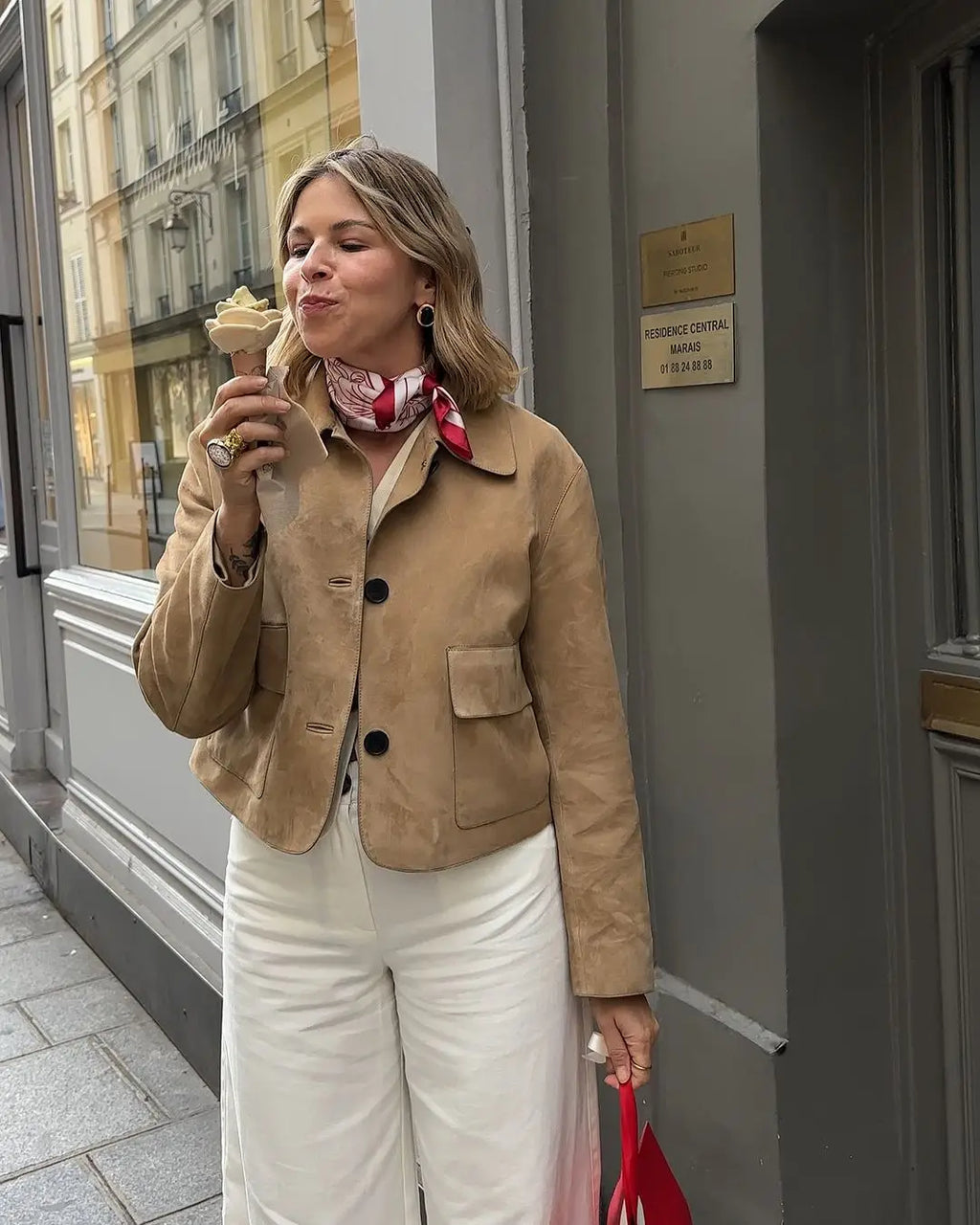 Mia – Damen Lederjacke kurz mit Kragen