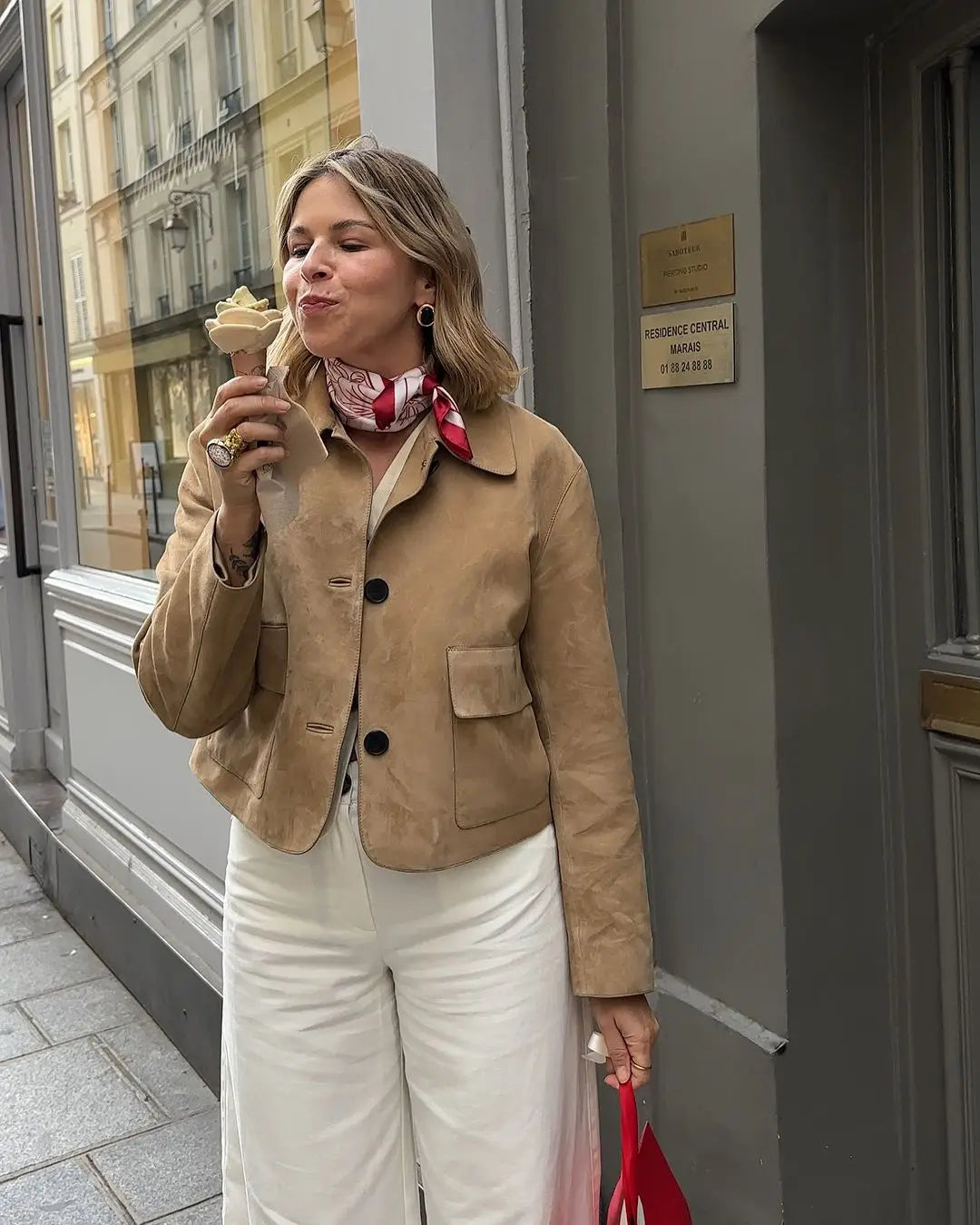 Mia – Damen Lederjacke kurz mit Kragen
