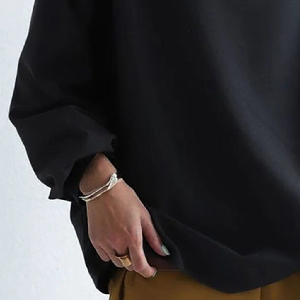 Clara – Moderner Damen Pullover mit elegantem Faltkragen