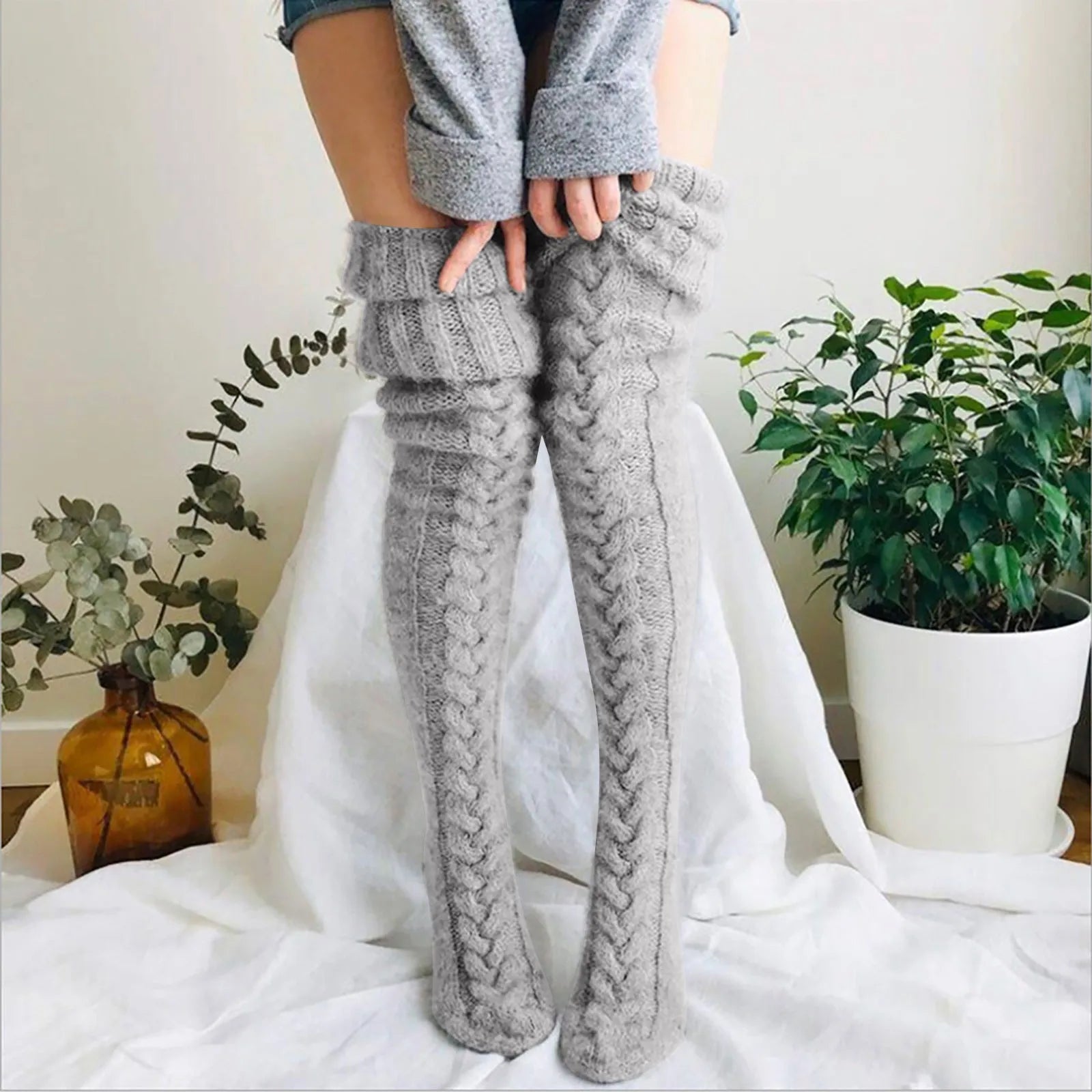 Isabella – Strick-Overknee-Socken mit Zopfmuster für Damen