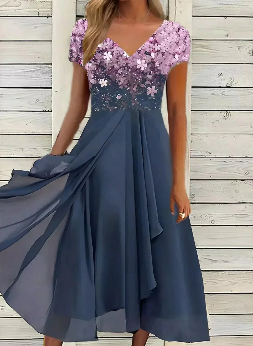 Noelle – Elegantes Sommer Abendkleid mit Glitzerdetail