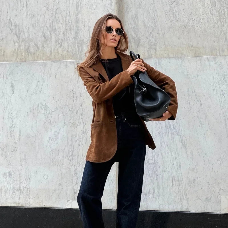 Verena – Damen Blazer Samt Look mit Reverskragen