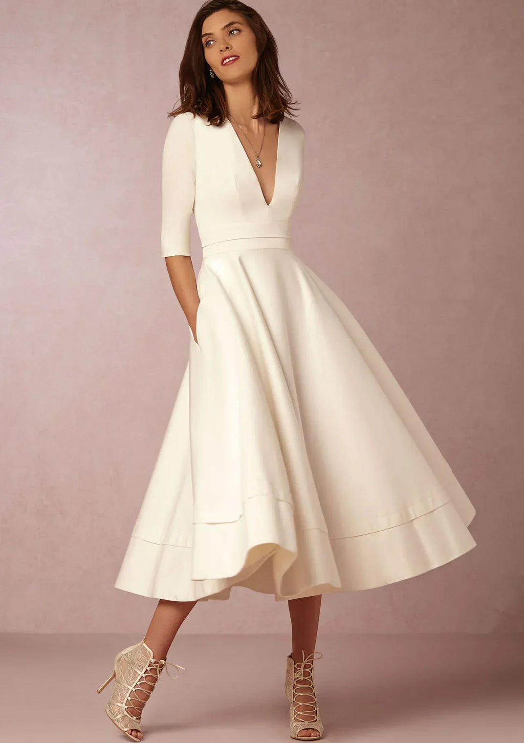 Elena – Feminines Fließendes Damen Midikleid mit V-Ausschnitt