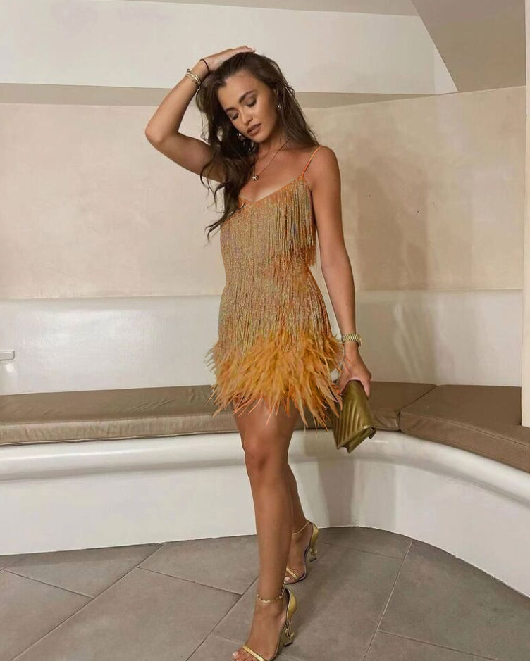 Nina – Damen Party Minikleid mit Spaghettiträgern und Federdetail