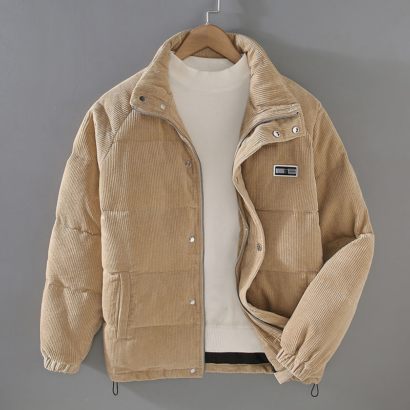 Dominik – Gestepptes Cord-Pufferjacke-Modell für Herren