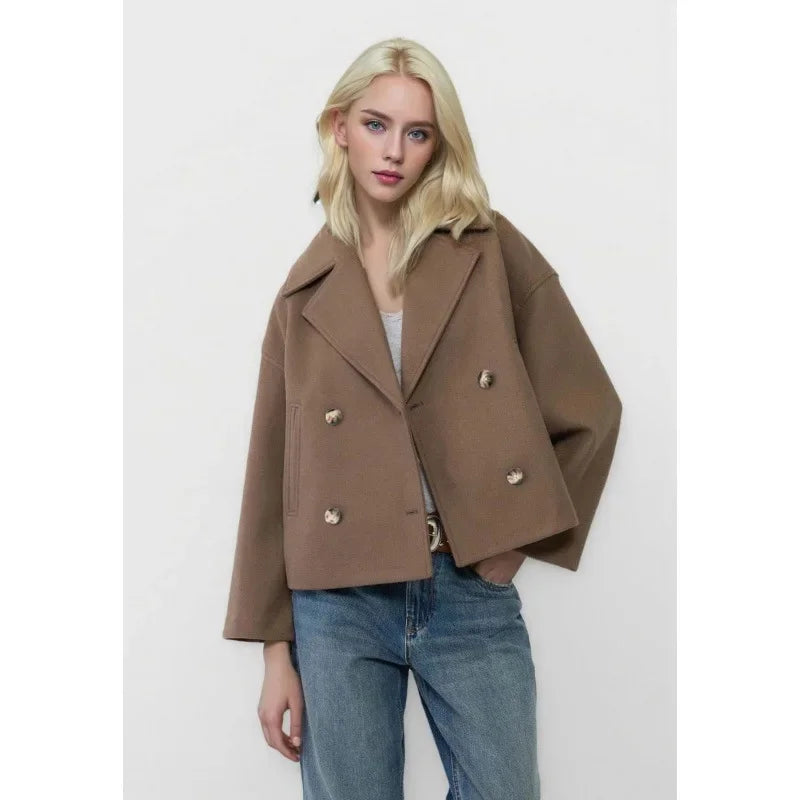 Chloe – Kurze Zweireiher-Wolljacke für Damen