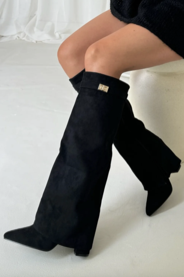 Damen Stiefel kniehoch mit geradem Schaft und spitzem Design - J&B - 5 - Annoboutique