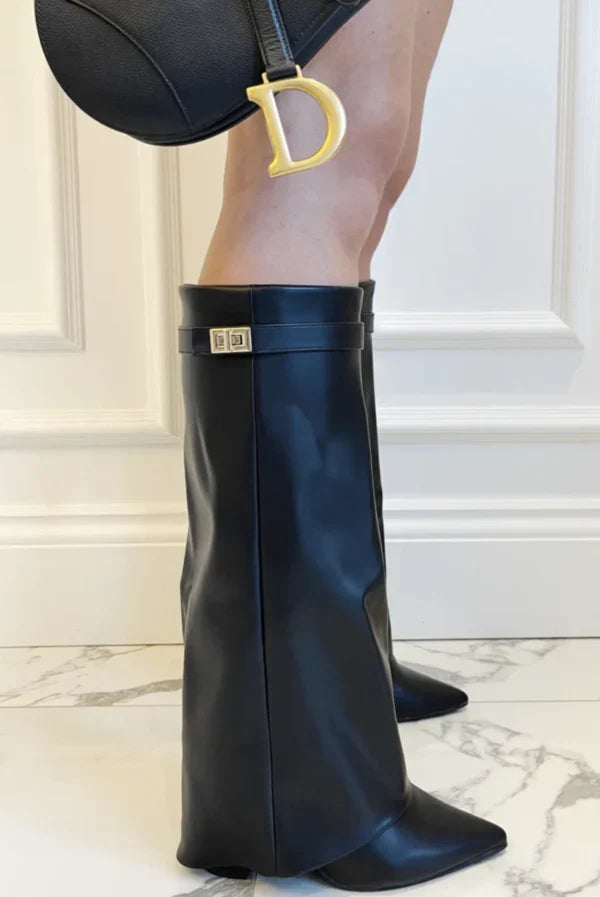 Damen Stiefel kniehoch mit geradem Schaft und spitzem Design - J&B - 14 - Annoboutique