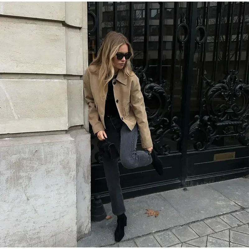 Mia – Damen Lederjacke kurz mit Kragen