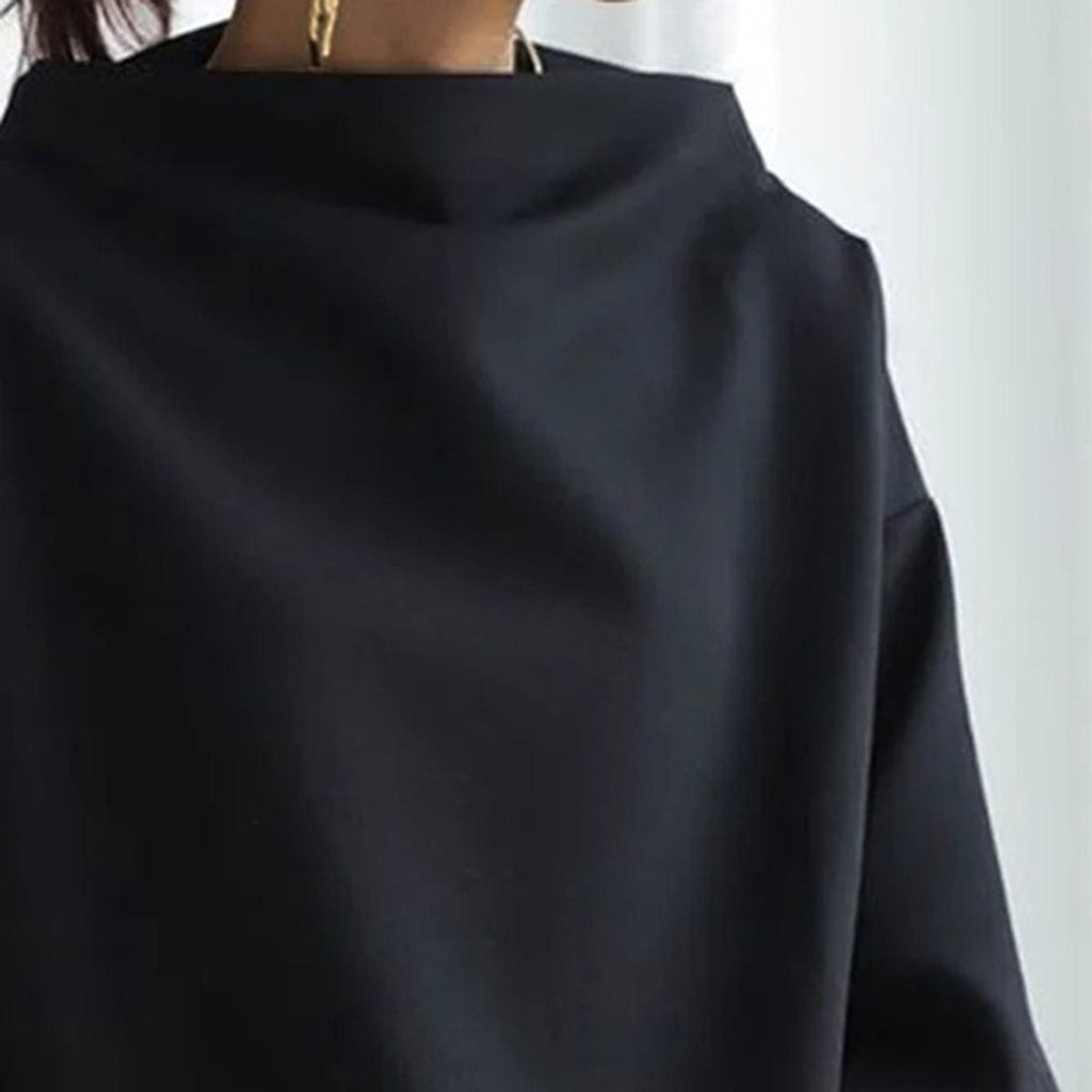Clara – Moderner Damen Pullover mit elegantem Faltkragen
