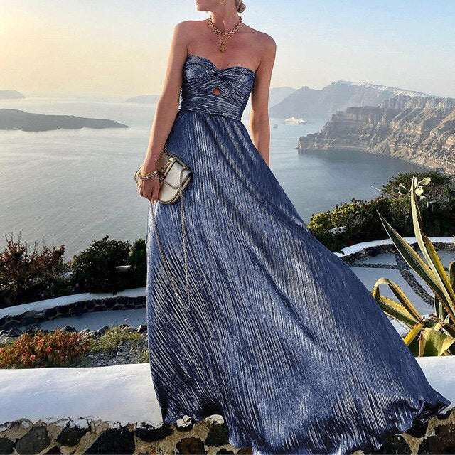 Serena – Damen Maxikleid mit Bandeau-Ausschnitt und Plissee-Design