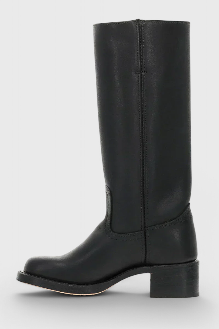 Mila – Klassische Damen Stiefel mit Blockabsatz