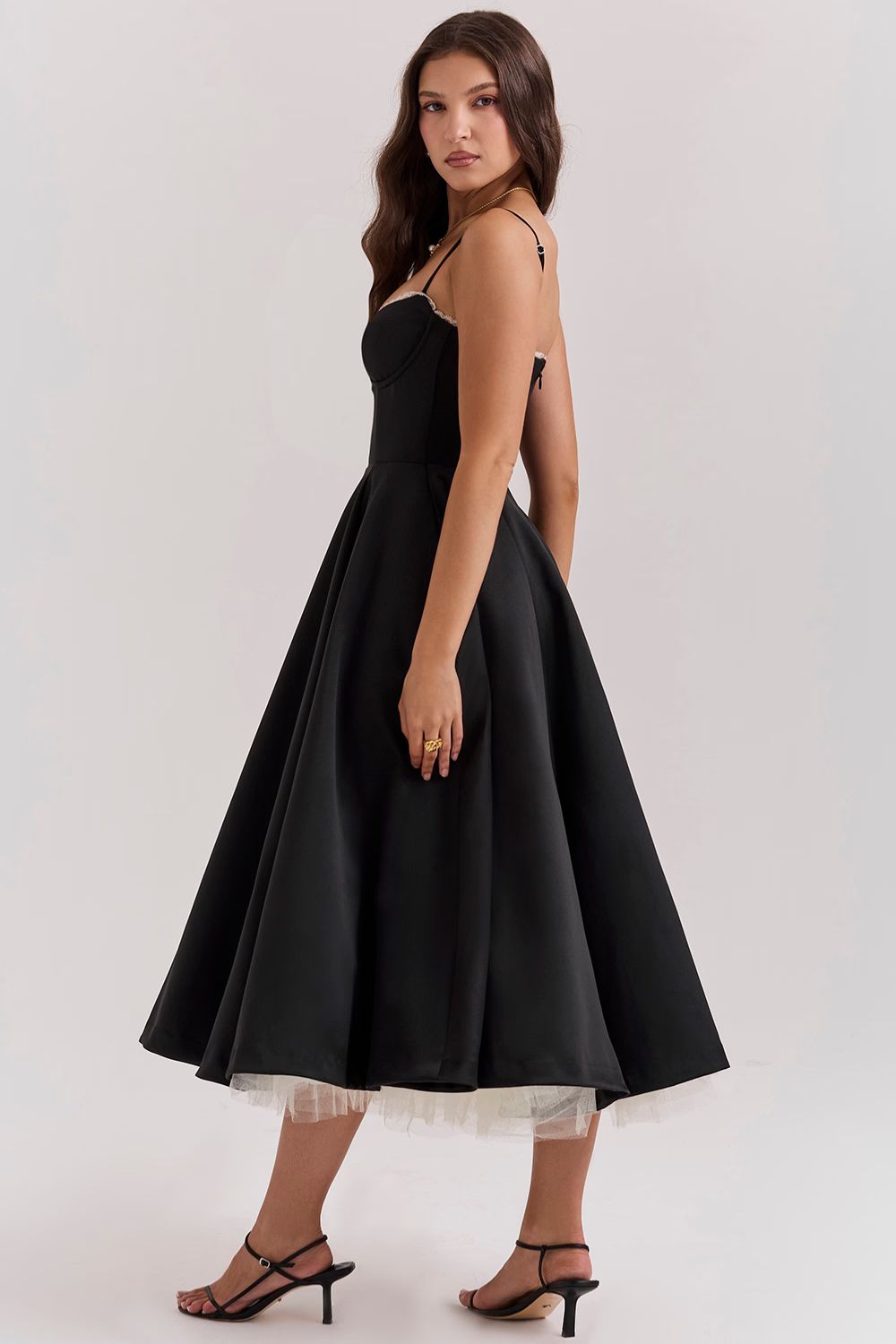 Isabella – Elegantes trägerbetontes Damen Midikleid