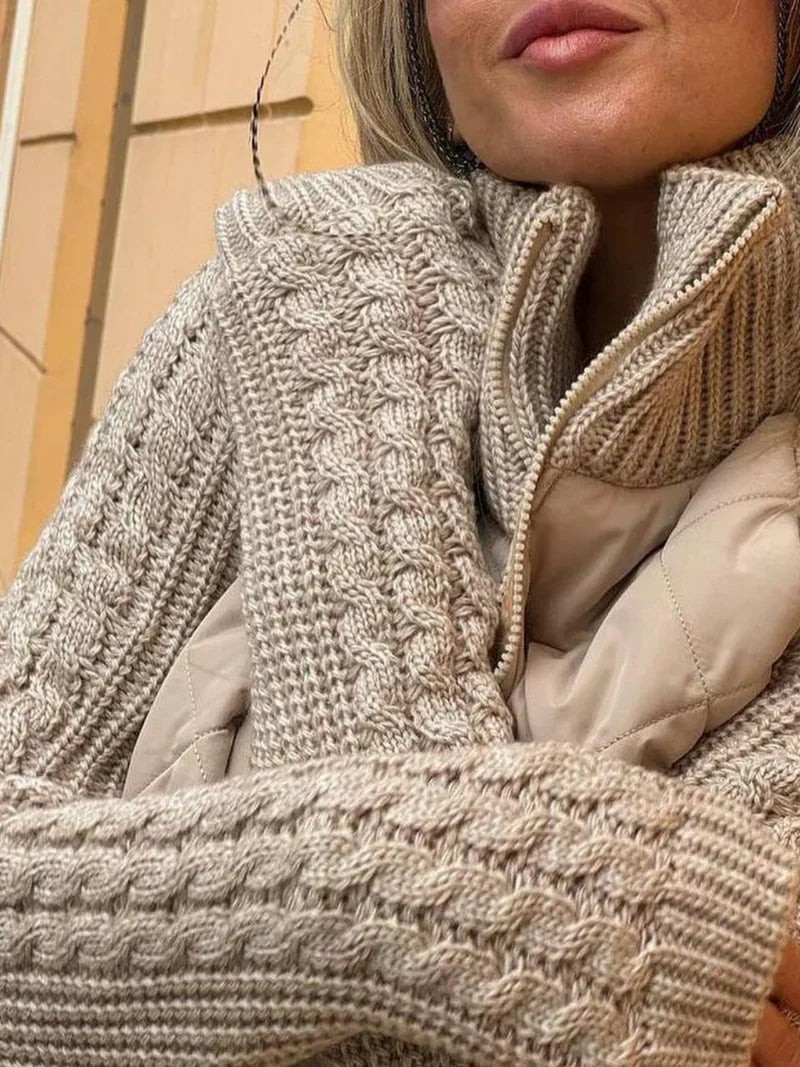 Mara – Steppjacke Damen mit Strickärmeln und hohem Kragen