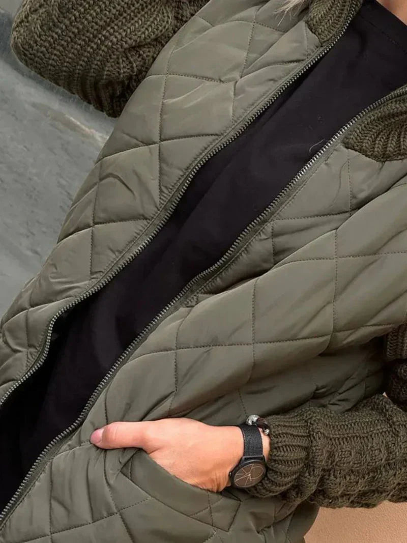 Mara – Steppjacke Damen mit Strickärmeln und hohem Kragen