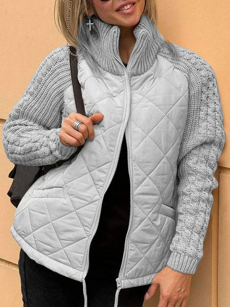Mara – Steppjacke Damen mit Strickärmeln und hohem Kragen