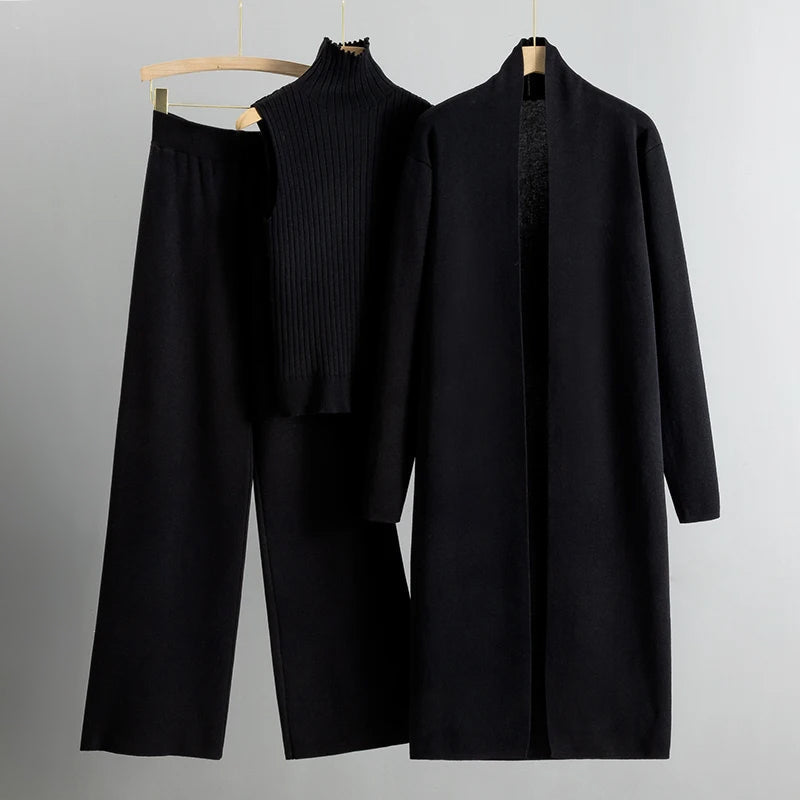 Mara – Strick-Set aus Cardigan, Top & Hose