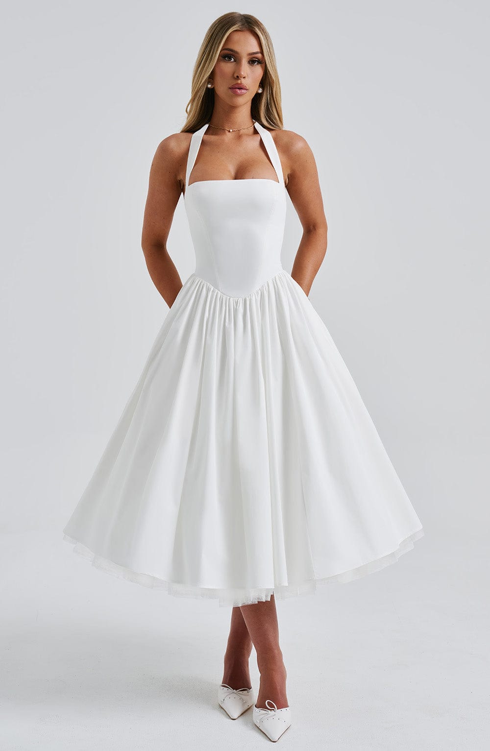 Lina – Damen Halterneck Midi Kleid mit ausgestelltem Rock