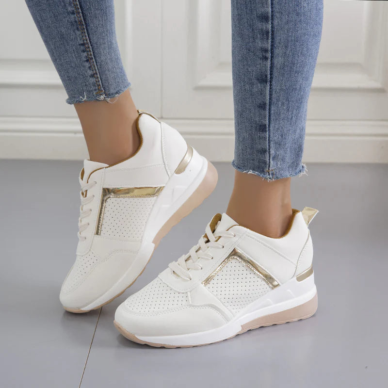 Mia – Damen Plateau Sneaker mit Schnürung und Perforationsdesign