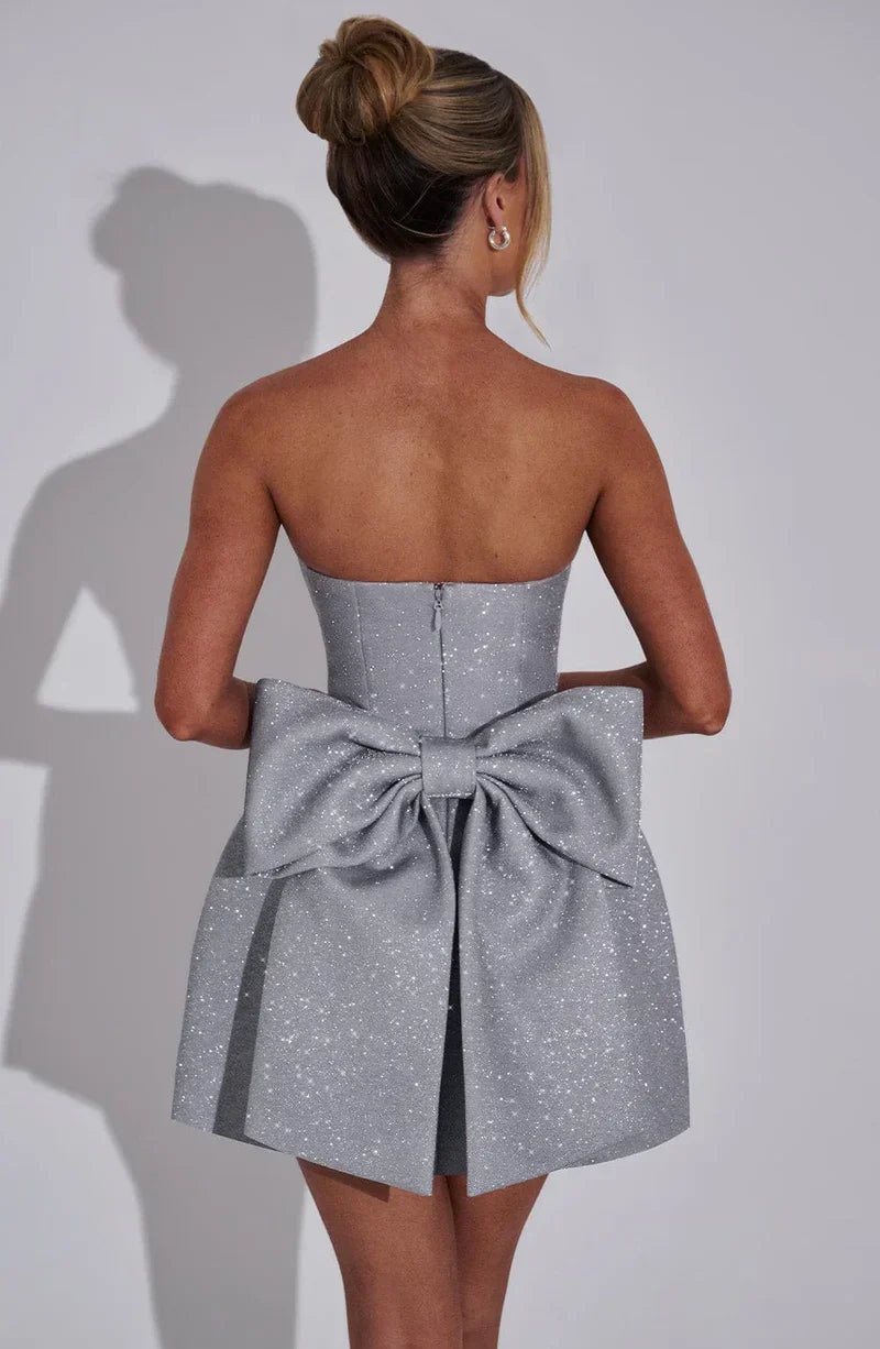 Valeria – Vestido Corto Estructurado Sin Tirantes Mujer