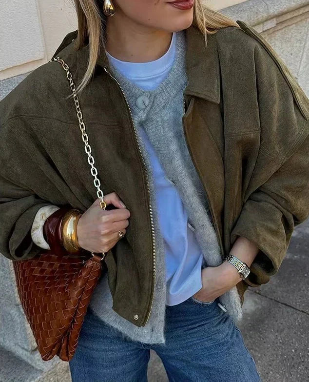Inés – Oversized Velours Damenjacke