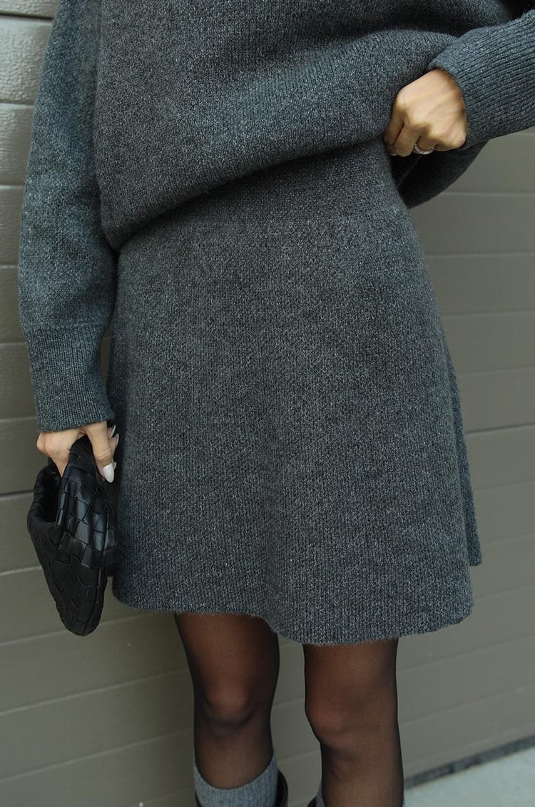 Natalia – Strick-Set Damen aus Pullover & Minirock im modernen Cozy-Look