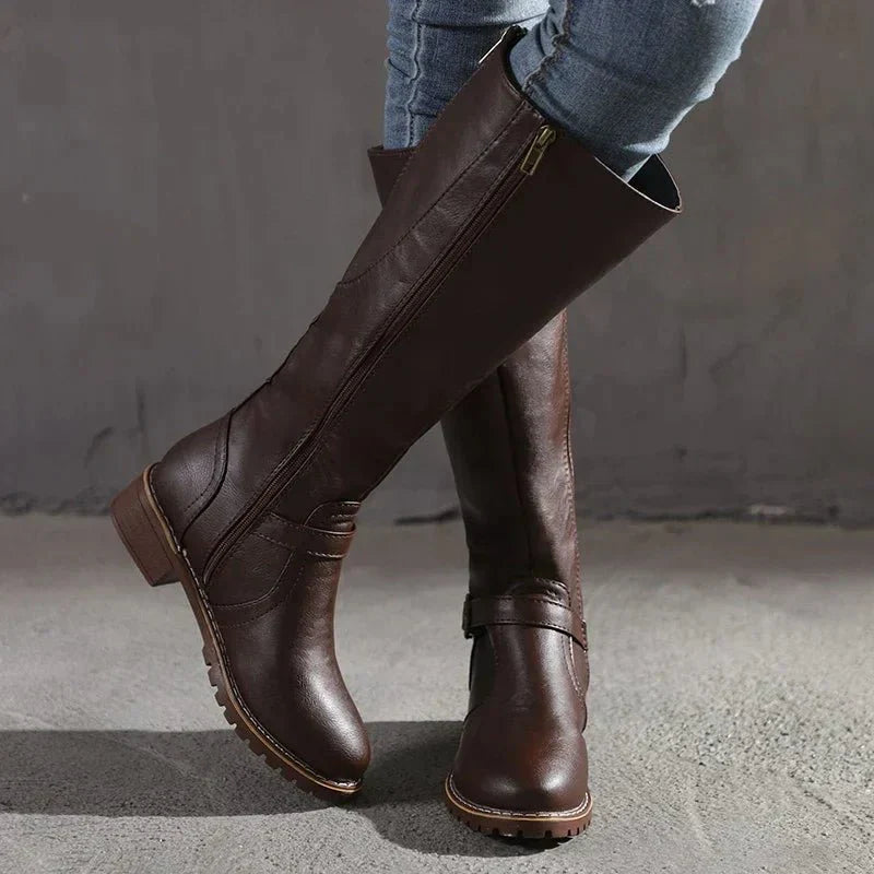 Oliwia – Klassische Lederstiefel im Winter-Design für Damen
