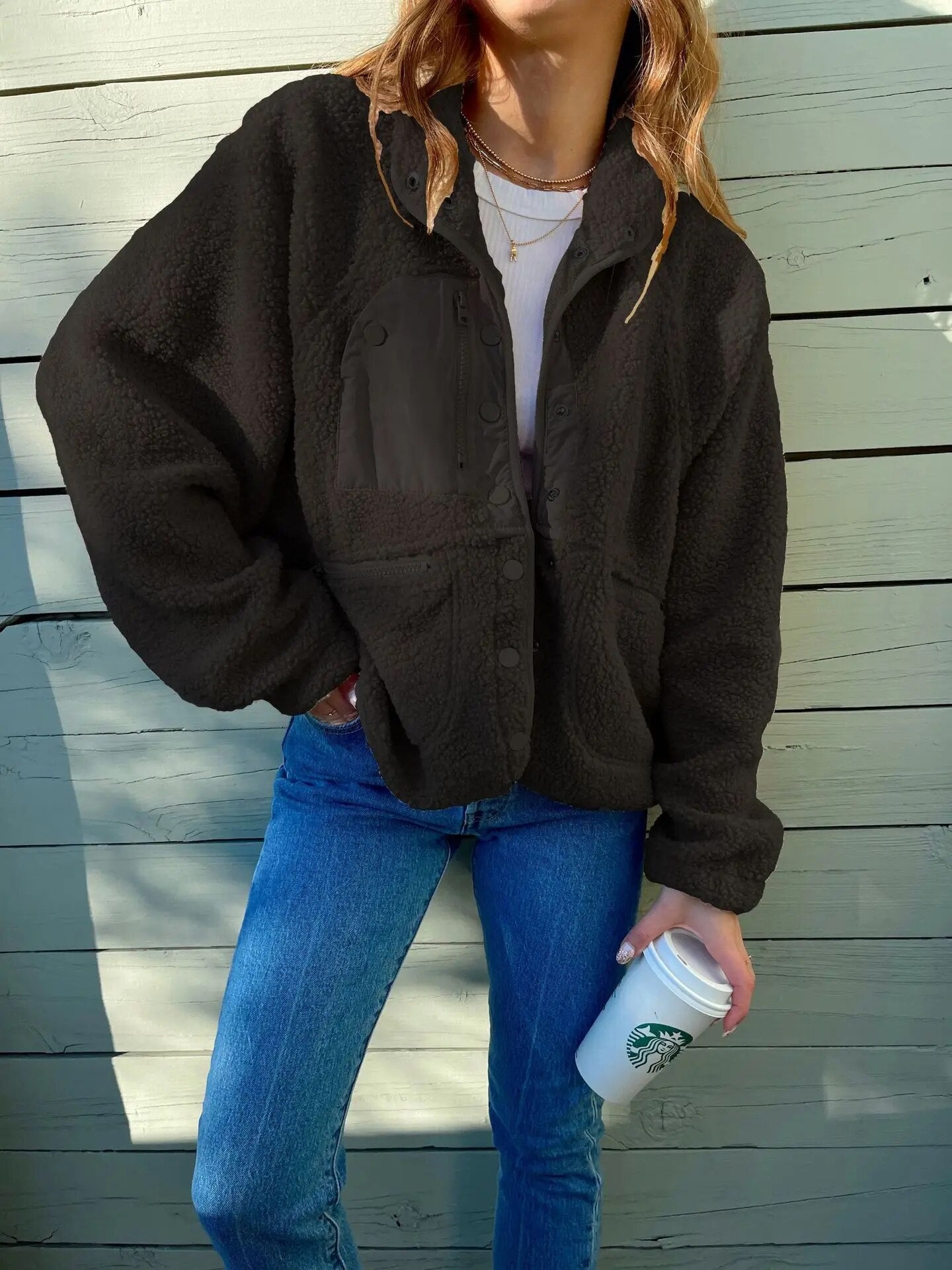 Elin - Damen Teddyjacke mit Knopfleiste und Brusttaschen