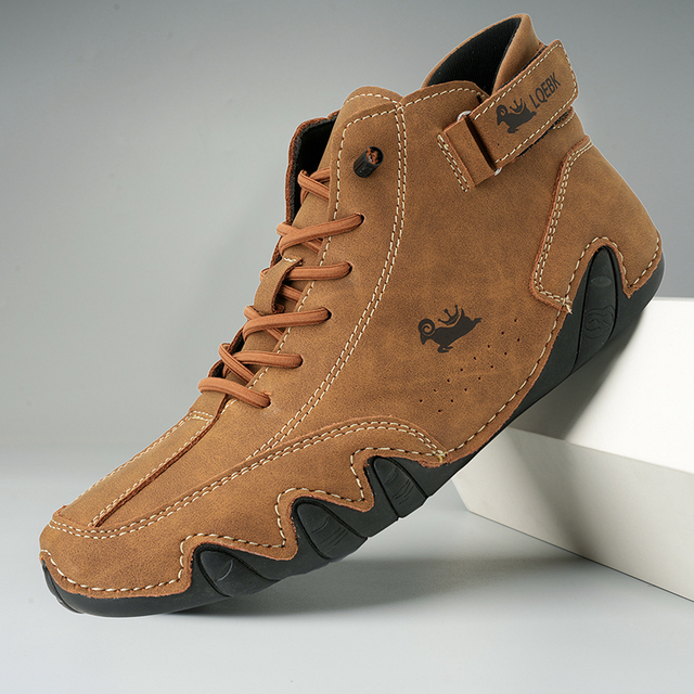 Decks | Ultra-comfortabele antislip blotevoetschoen van echt leer (Unisex) in de kleur Khaki voor dames in stijl geschikt voor alle seizoenen.