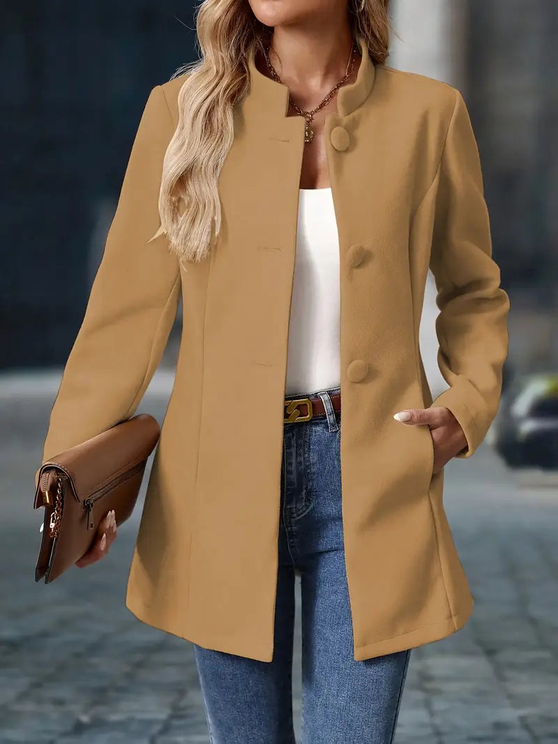 Damen Jacke mit schlankem Schnitt und minimalistischen Knöpfen | A&B - 16 - Annoboutique