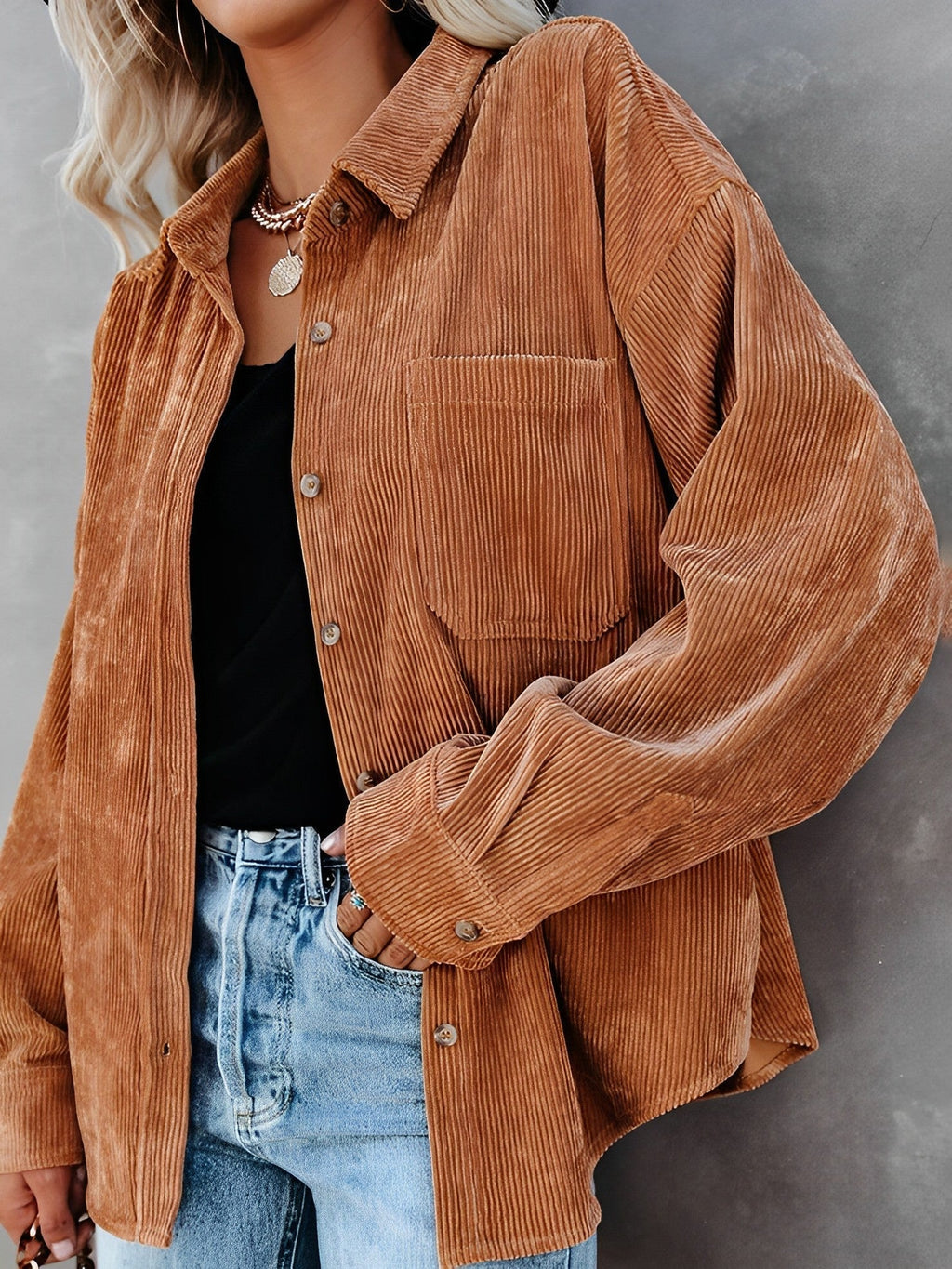 Ariana – Lässige Damen Cordbluse mit Knopfleiste