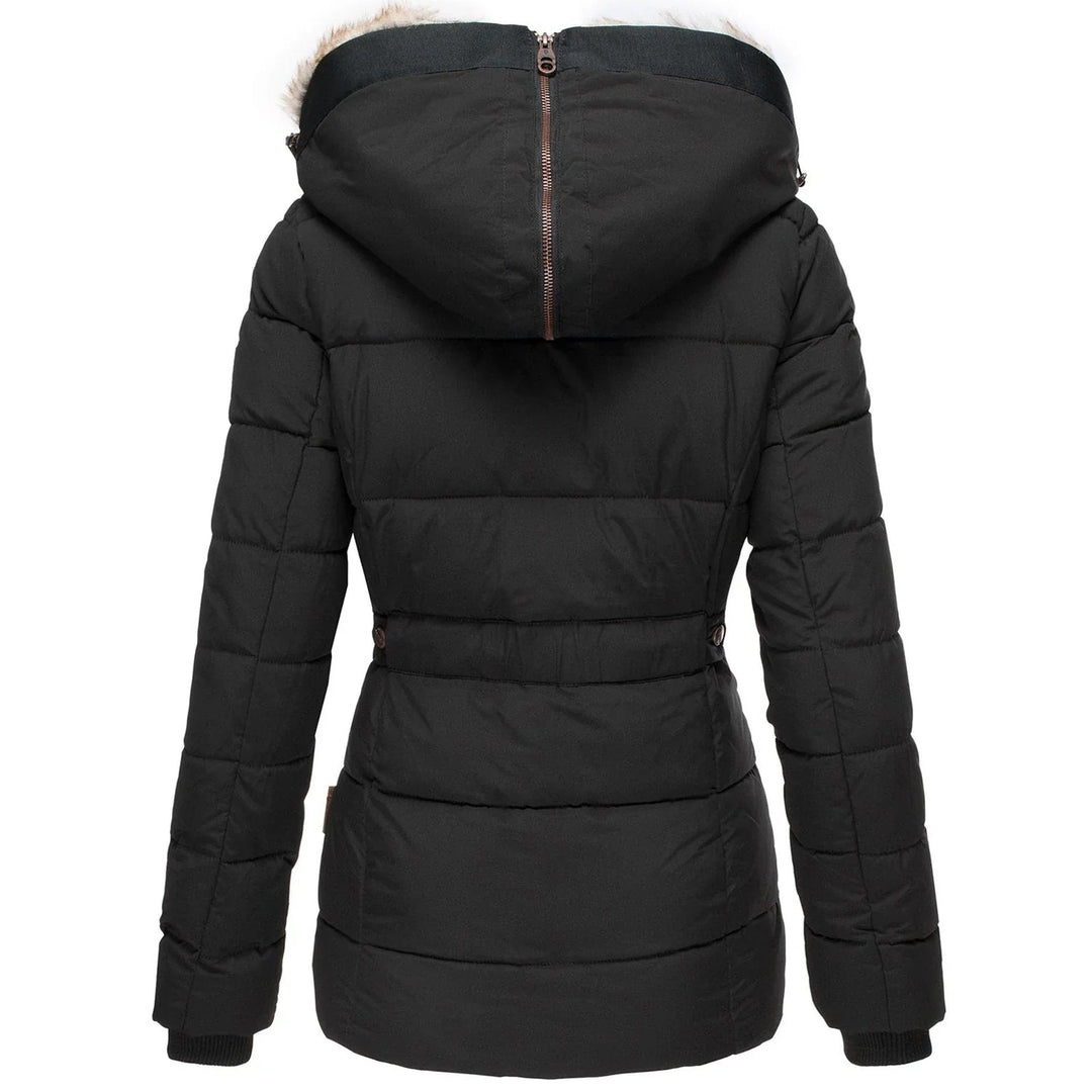 Ava – Gefütterte Damen Winterjacke mit Kapuze