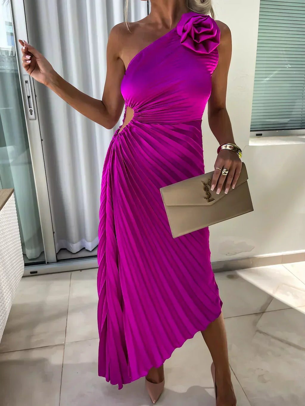 Liora – Damen Abendkleid One-Shoulder Plissee