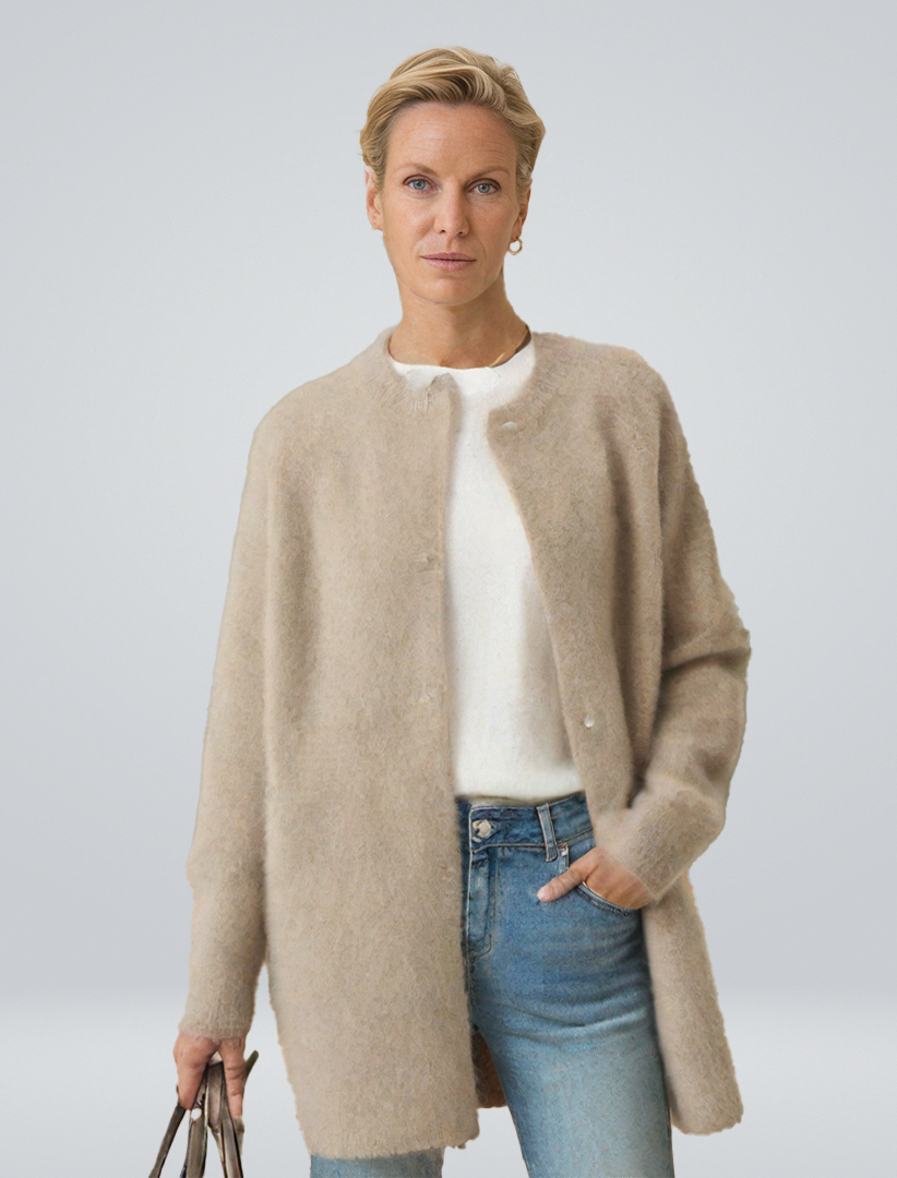 Gemütliche Damenjacke mit Knopfverschluss und lässiger Passform - J&B - 1 - Annoboutique