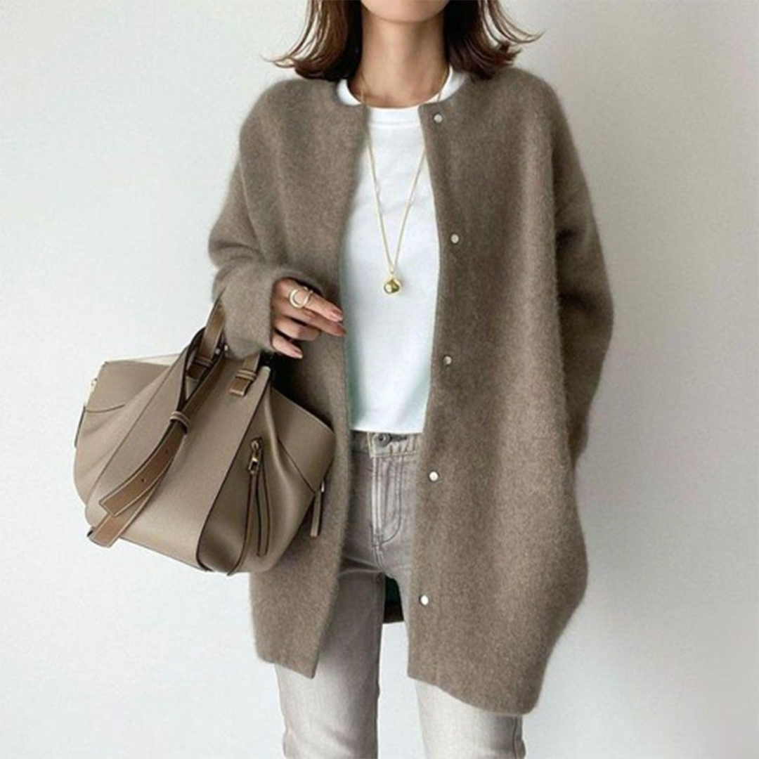Gemütliche Damenjacke mit Knopfverschluss und lässiger Passform - J&B - 8 - Annoboutique