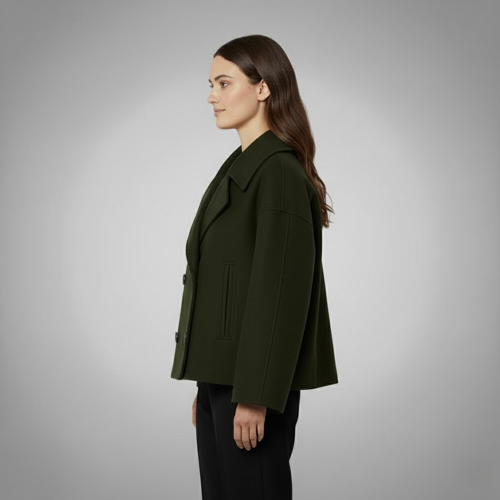Clara – Kurzer Wollmantel mit Doppelknopfleiste für Damen