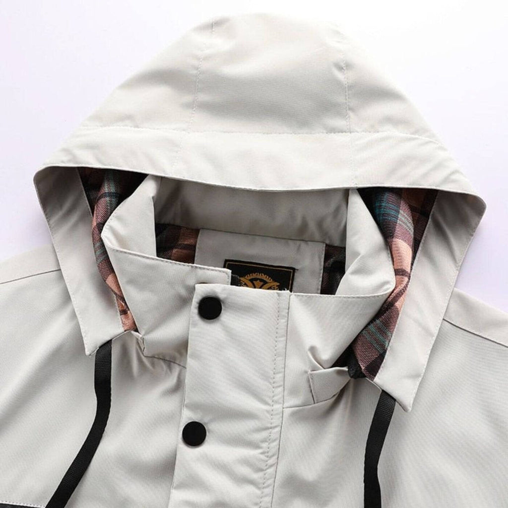 Funktionale und stylische Herrenjacke mit Kapuze - Wasserdicht von J&B - 7 - Annoboutique