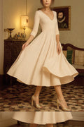 Elena – Damen Midikleid mit V-Ausschnitt und schwingendem Rock